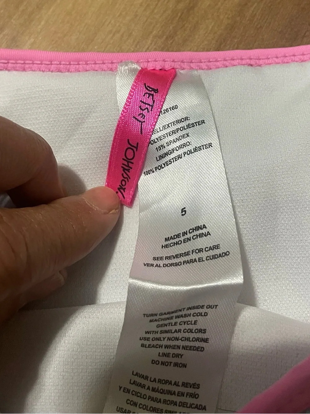 Betsey Johnson Girls 2-Piece Mermaid Swimsuit Pastel Scale Ruffle Bikini Size 5